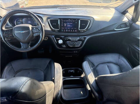 2019 Chrysler Pacifica Hybrid
