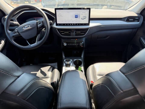 2023 Ford Escape Platinum