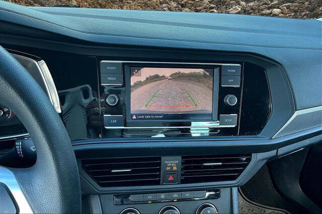 2019 Volkswagen Jetta R-Line