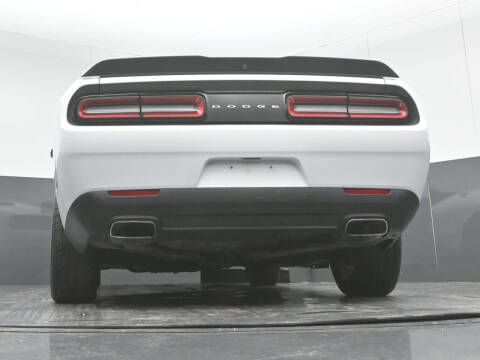 2017 Dodge Challenger SXT
