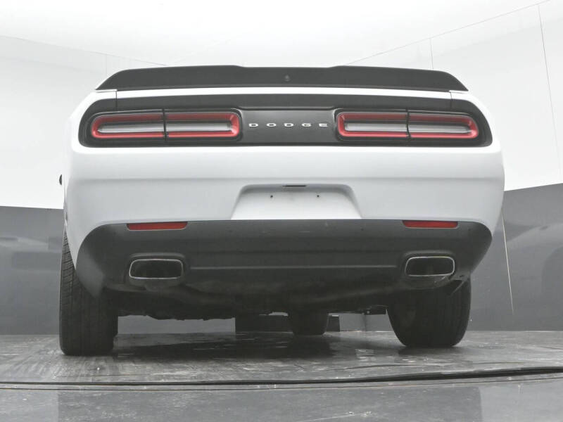 2017 Dodge Challenger SXT