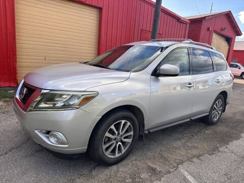 2014 Nissan Pathfinder for sale at Pary's Auto Sales in Garland TX