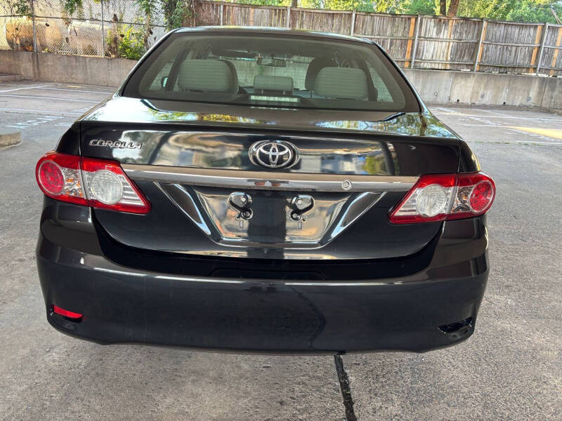 2013 Toyota Corolla LE