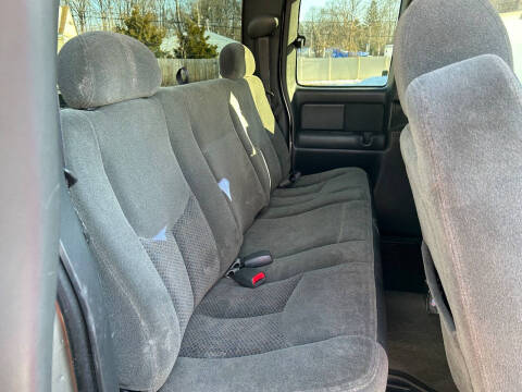 2003 Chevrolet Silverado 1500 LS