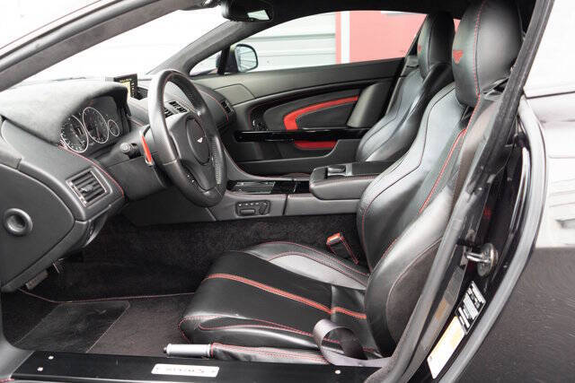 2015 Aston Martin V12 Vantage S 25