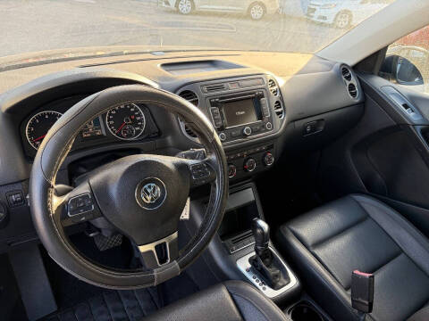 2013 Volkswagen Tiguan SE