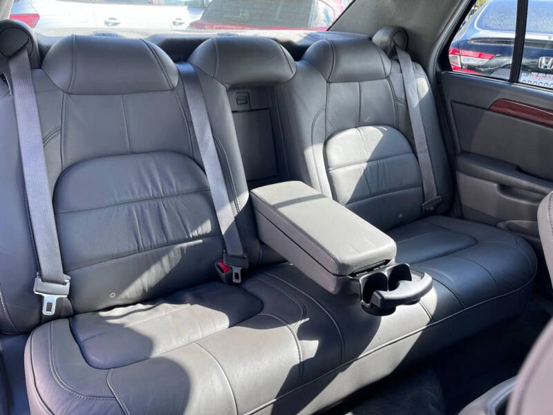 2005 Cadillac DeVille