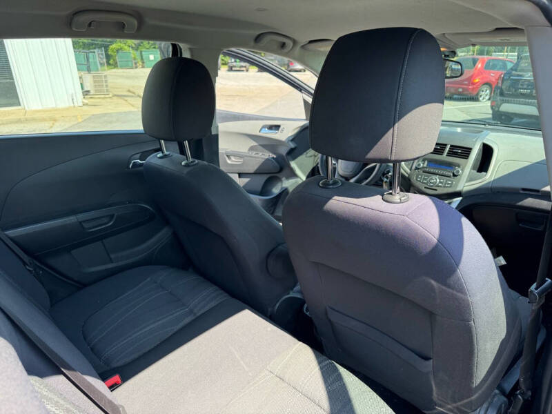 2015 Chevrolet Sonic LT Auto
