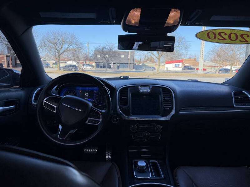 2020 Chrysler 300 Limited