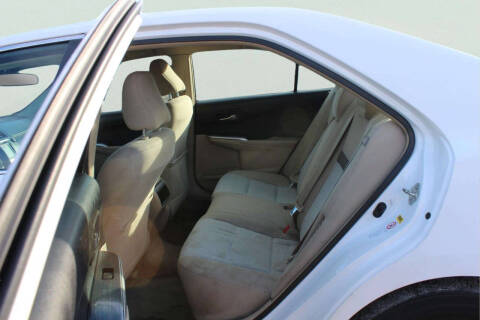 2013 Toyota Camry Hybrid XLE