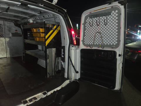 2019 Chevrolet Express 2500