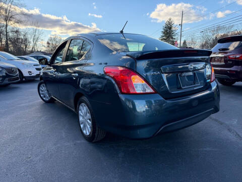 2016 Nissan Versa 1.6 SV