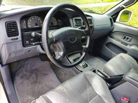 2000 Toyota 4Runner SR5