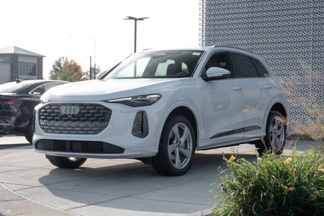 2025 Audi Q5 quattro Premium Plus TFSI