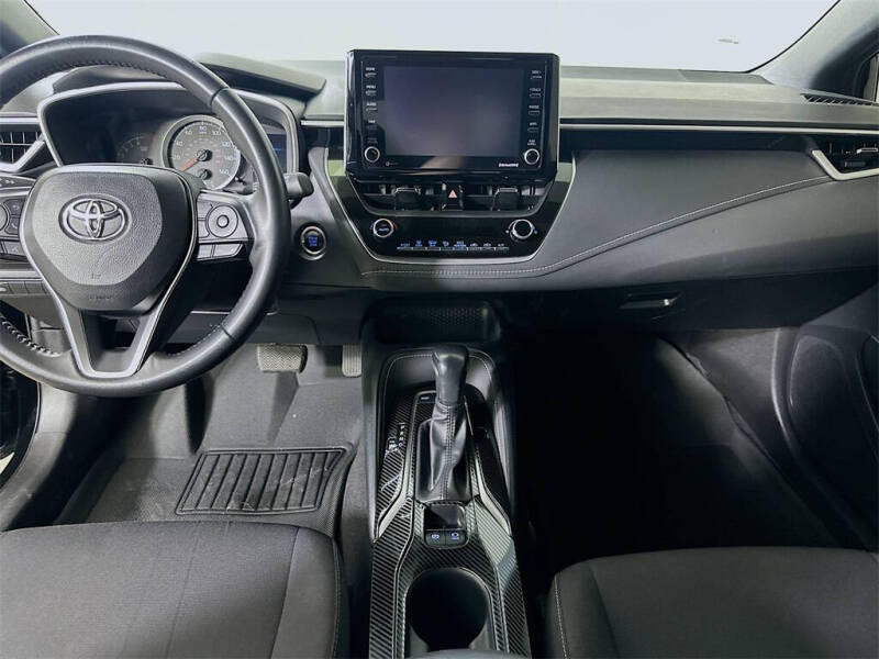 2022 Toyota Corolla Hatchback SE