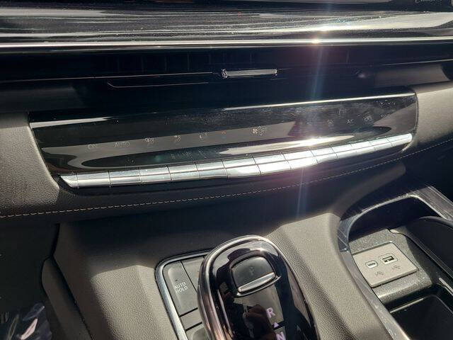 2023 Cadillac Escalade Sport
