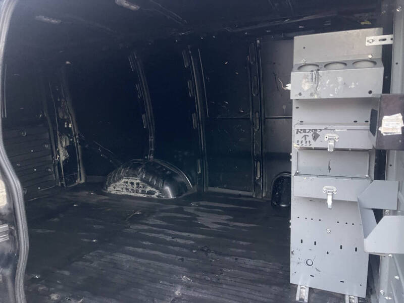 2017 Chevrolet Express 2500