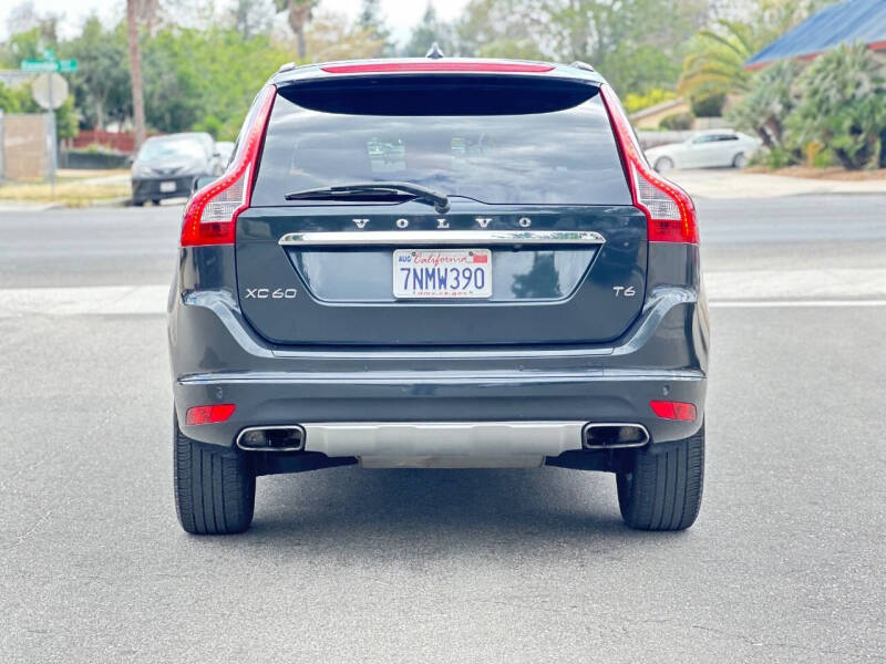 2015 Volvo XC60 T6 Drive-E
