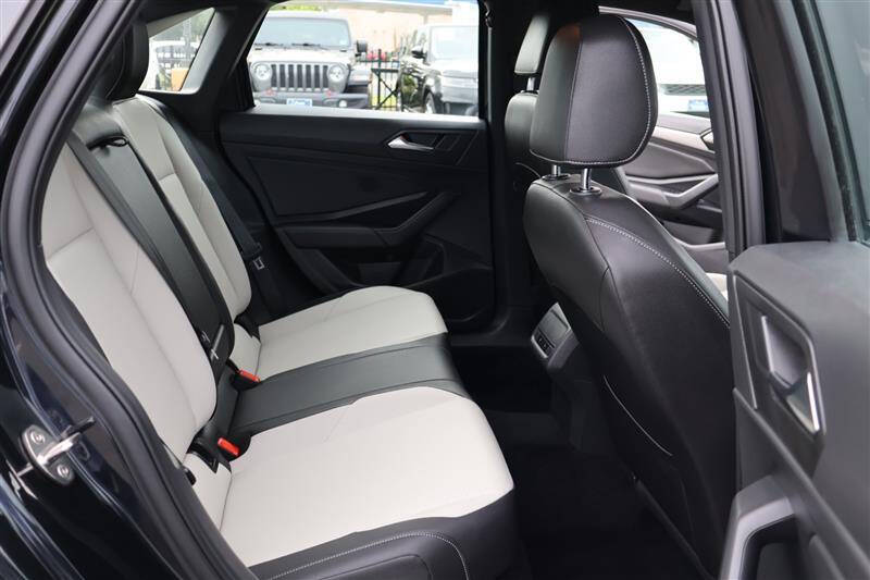 2021 Volkswagen Jetta R-Line