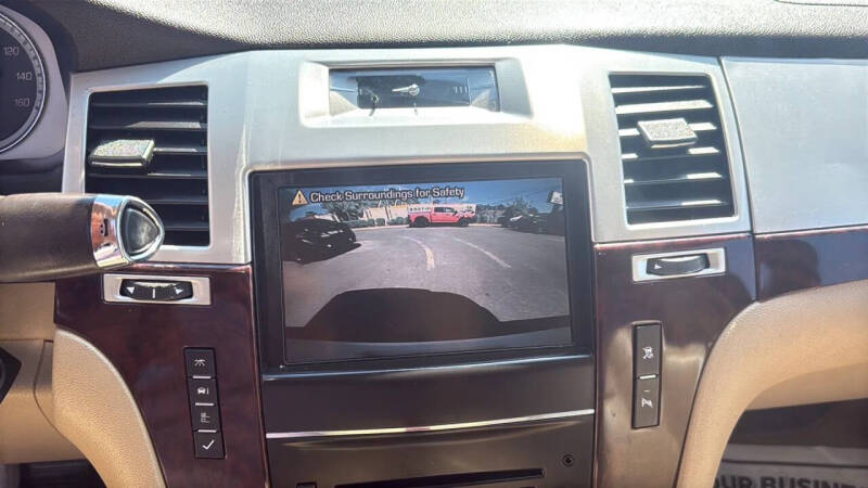 2011 Cadillac Escalade Premium