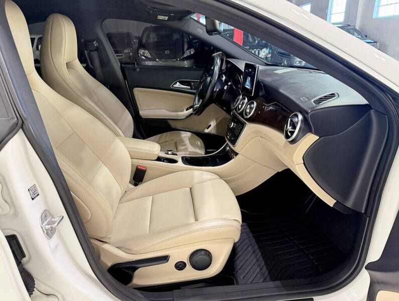 2016 Mercedes-Benz CLA CLA 250 4MATIC