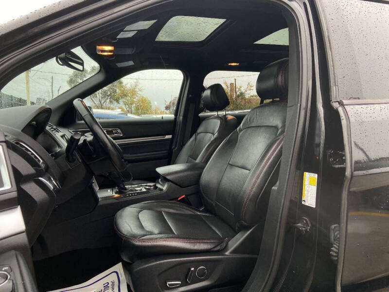 2017 Ford Explorer Sport