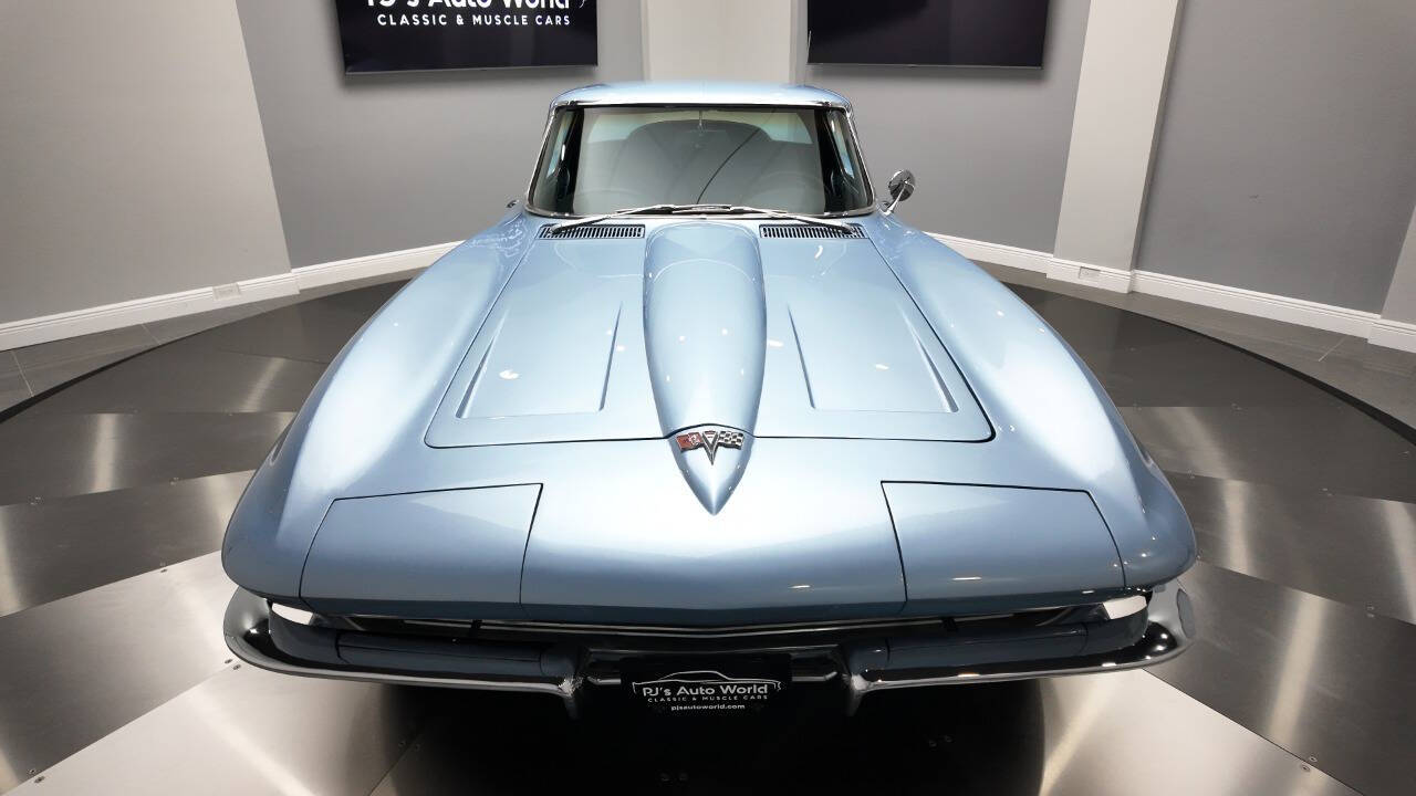 1964 Chevrolet Corvette 9