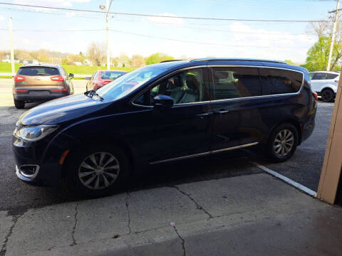 2018 Chrysler Pacifica Touring L Plus