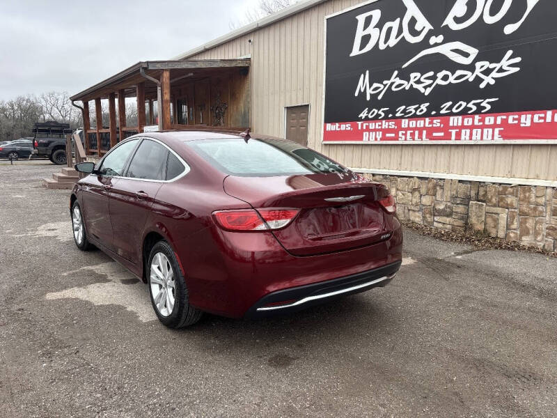 2017 Chrysler 200 Limited
