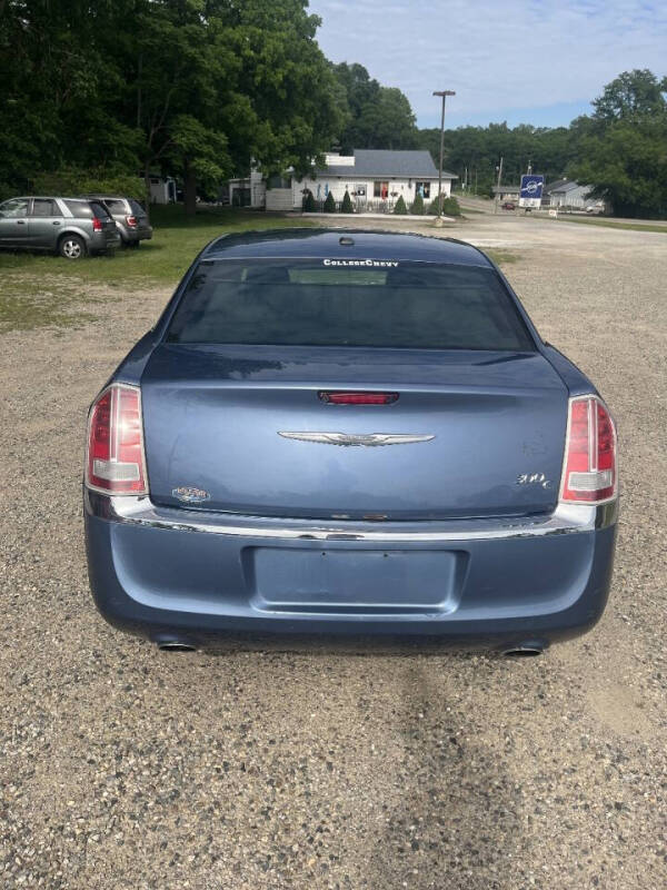 2011 Chrysler 300 C