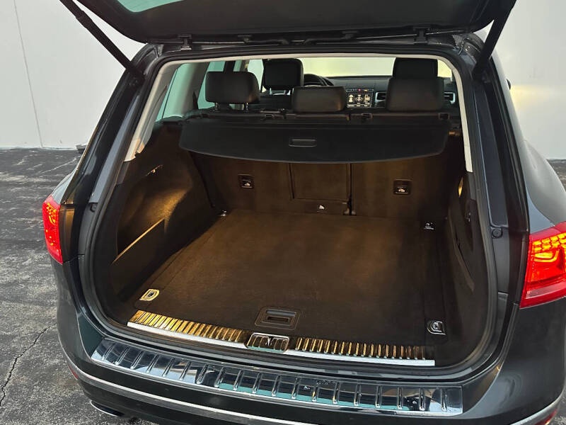 2015 Volkswagen Touareg TDI Lux