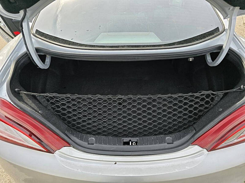 2013 Hyundai Genesis Coupe 2.0T Premium