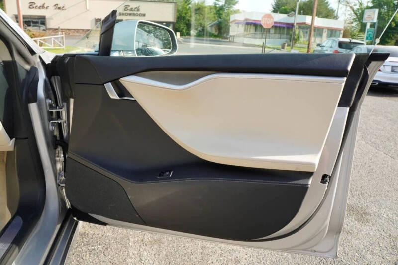 2017 Tesla Model S