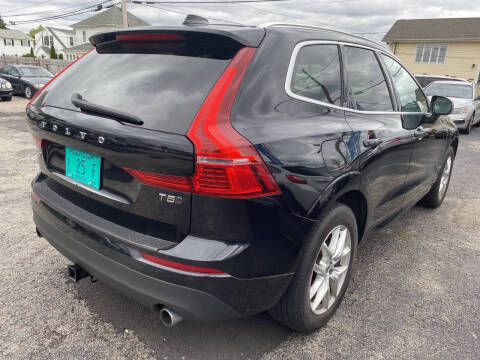 2019 Volvo XC60 T5 Momentum