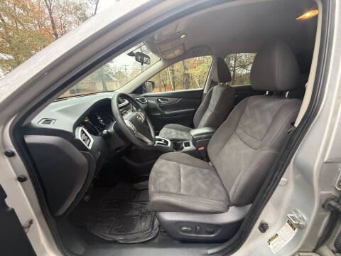 2016 Nissan Rogue SV