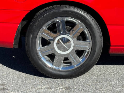 2004 Ford Thunderbird Deluxe