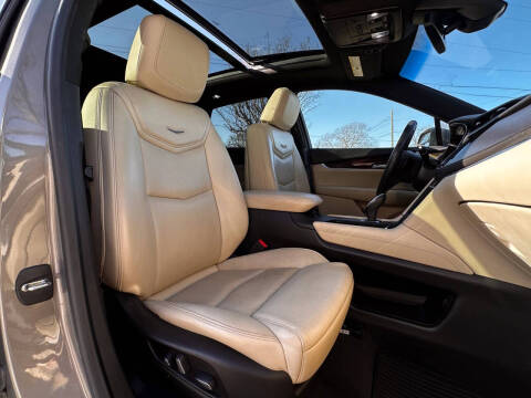 2017 Cadillac XT5 Premium Luxury