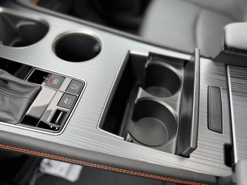 2024 Toyota Sienna XSE 7-Passenger