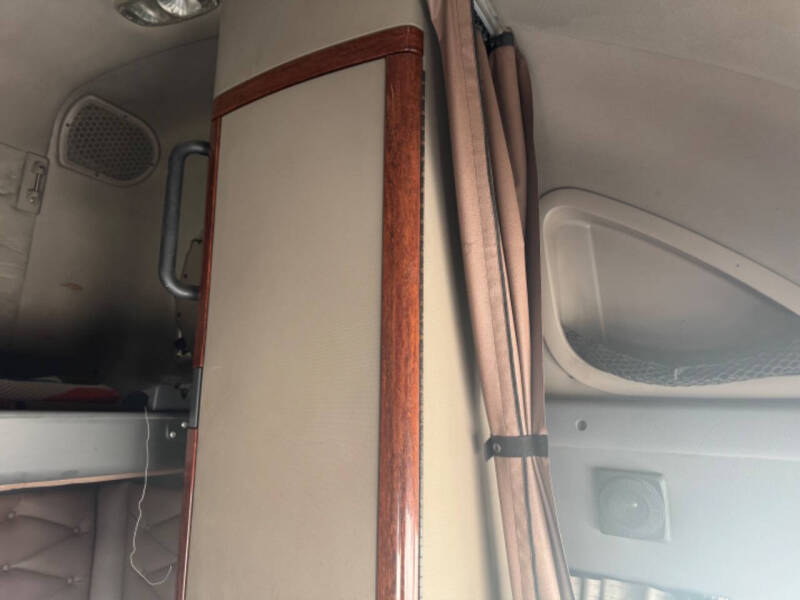 2013 Freightliner Cascadia