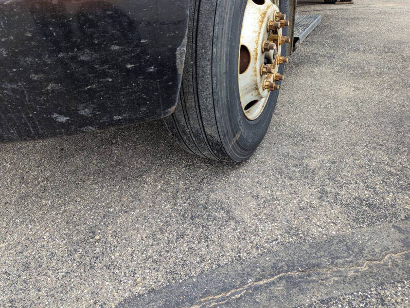 2008 Freightliner M2 106