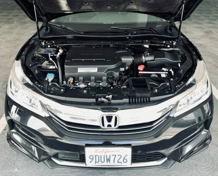 2017 Honda Accord Touring