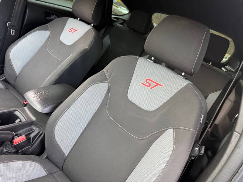 2017 Ford Focus ST