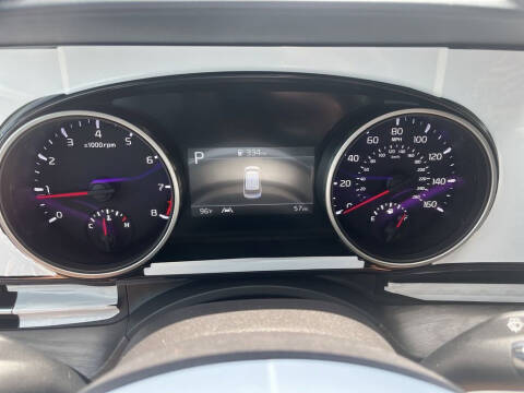 2024 Kia Carnival EX