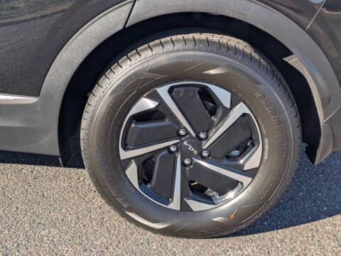 2023 Kia Sportage Hybrid LX