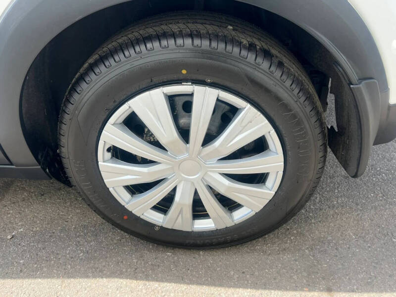 2023 Nissan Kicks S