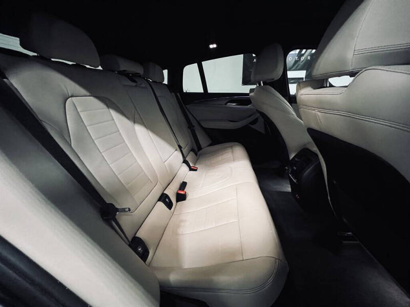 2021 BMW X4 xDrive30i