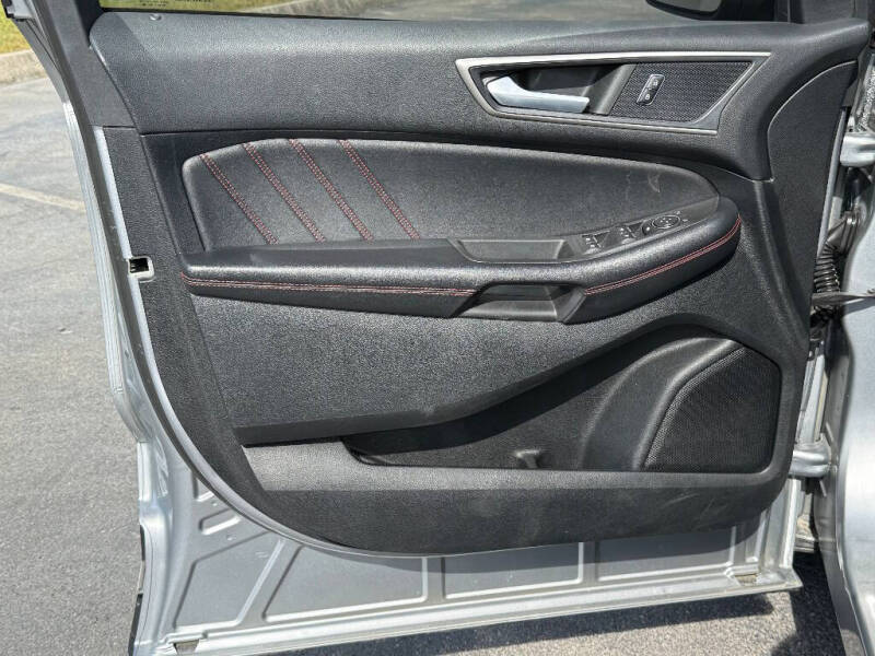 2022 Ford Edge ST-Line
