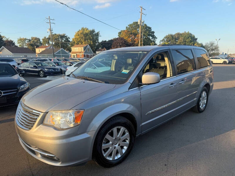 2014 Chrysler Town and Country Touring