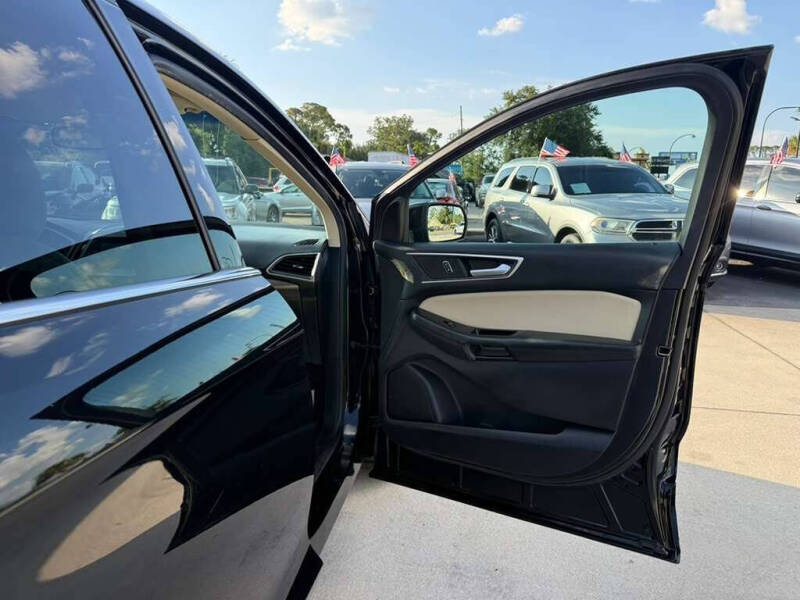 2019 Ford Edge SEL