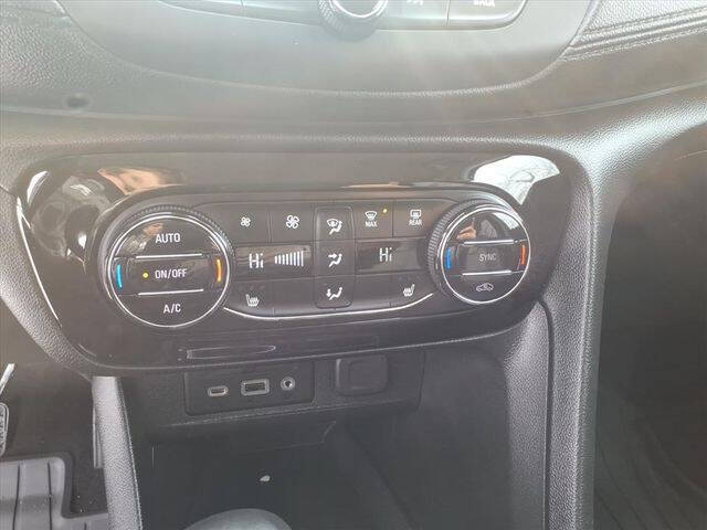 2022 Buick Encore GX Select